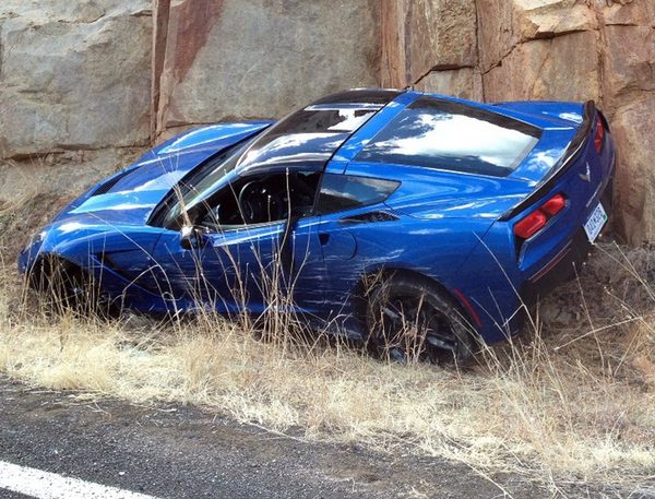 Chevrolet Corvette Stingray разбили в Аризоне
